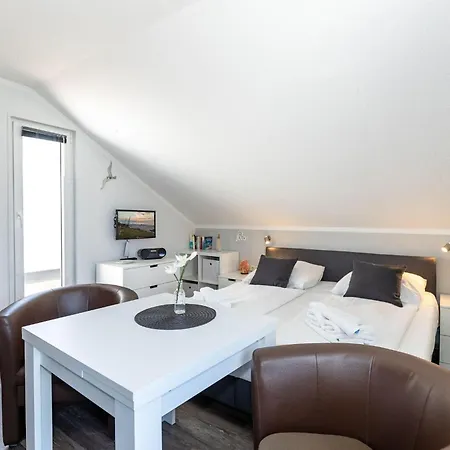 Yachthafenresidenz-wohnung-6301-834 *