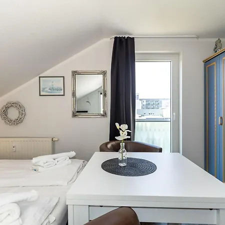 Lejlighed Yachthafenresidenz-wohnung-6301-834 *